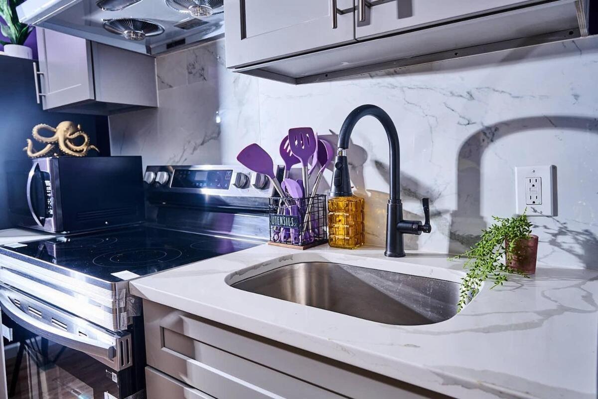 Apartment Siren's Cozy Cove Hideaway Mins From Downtown Philadelphia